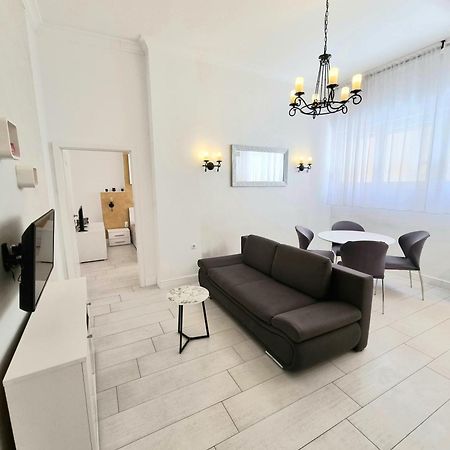 Lux Apartment Near Bridge زادار المظهر الخارجي الصورة